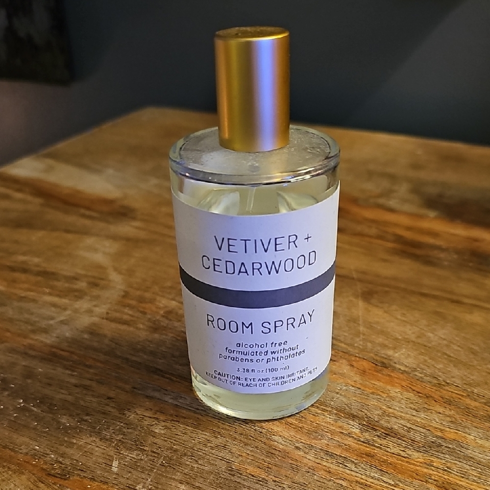 Vetiver + Cedarwood Room Spray